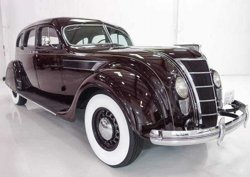 1935 Chrysler Airflow C-2 Coupe