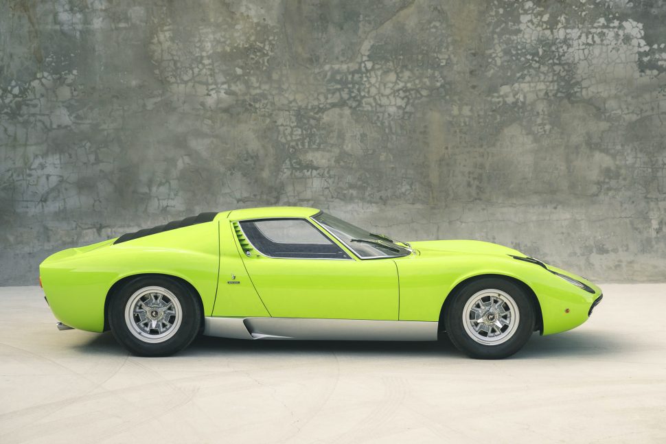 The Legend: The 1967 Lamborghini Miura P400