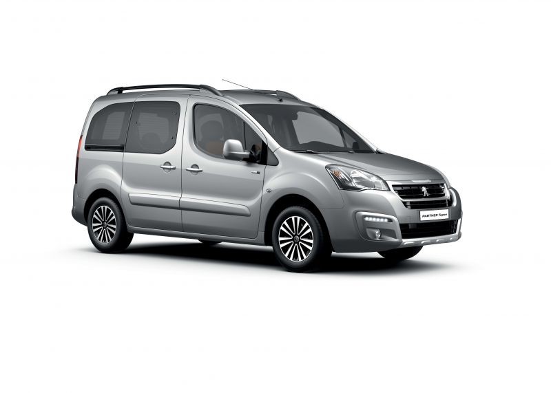 Пежо партнер дизель. Peugeot partner Tepee 2010. Пежо партнер 2007. Peugeot partner Tepee 2018. Peugeot partner 2013.